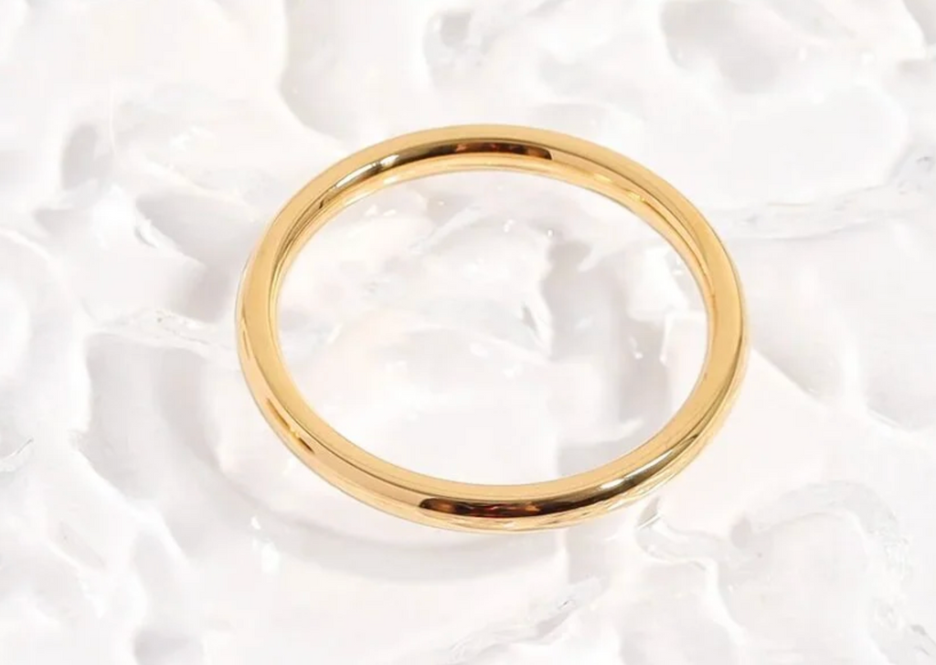 The Petite Eternity Band
